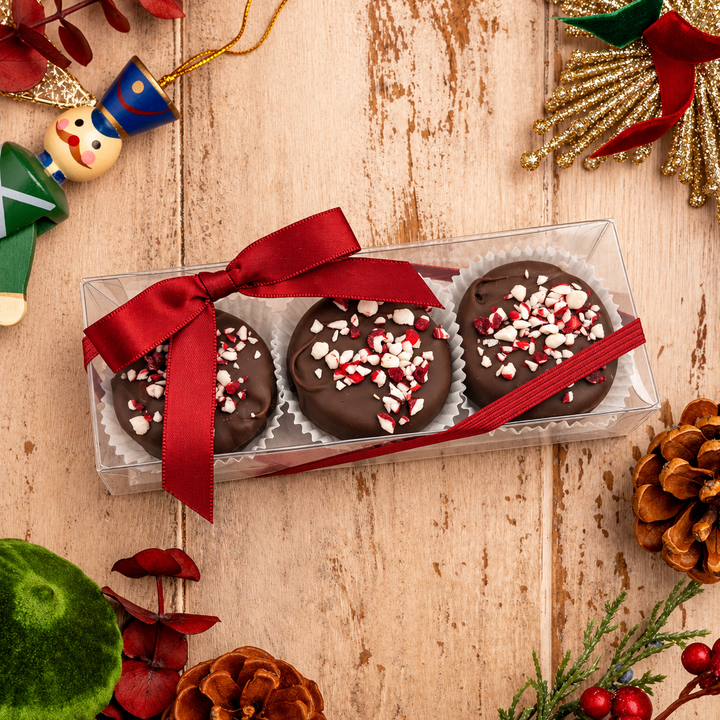 3 Piece Candy Cane Crunch Oreo