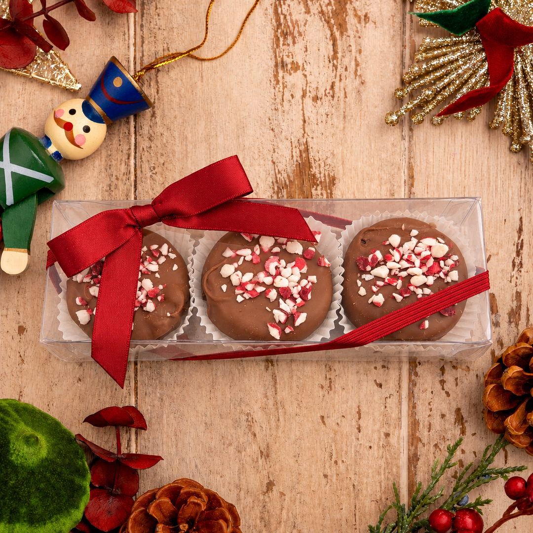 3 Piece Candy Cane Crunch Oreo
