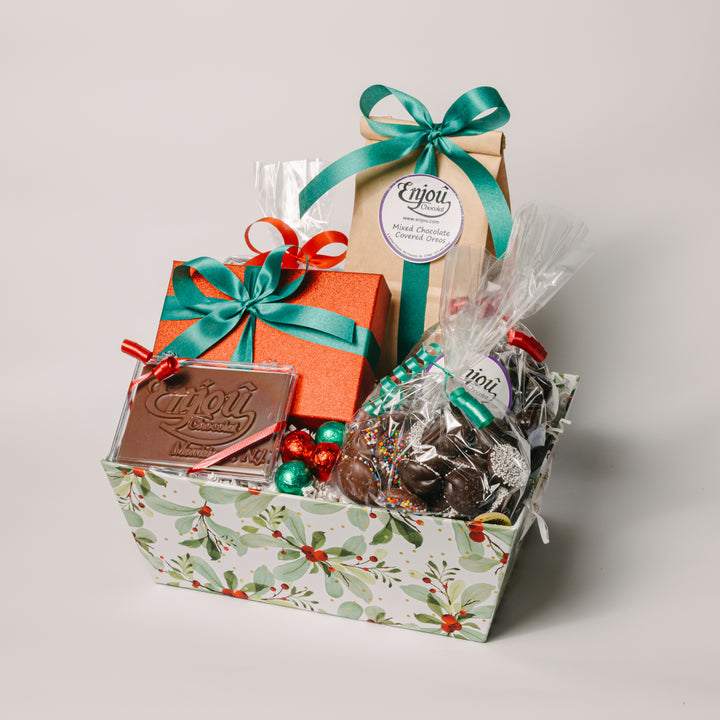 Holiday Gift Basket 50