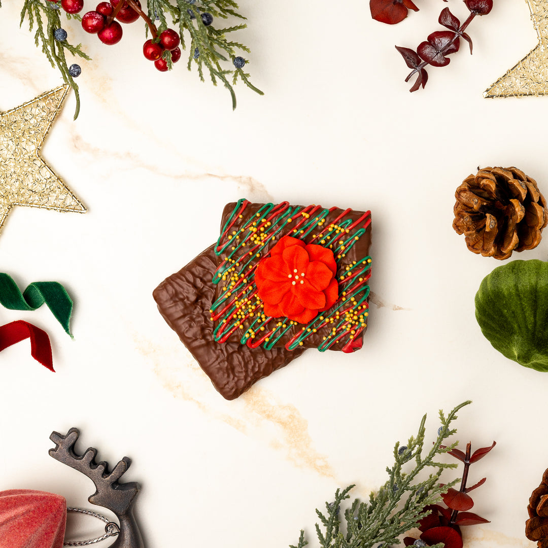 2-Piece Decorated Grahams - Christmas