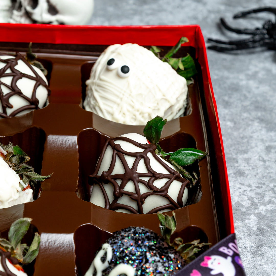 Halloween 12-Piece Strawberry Gift Box
