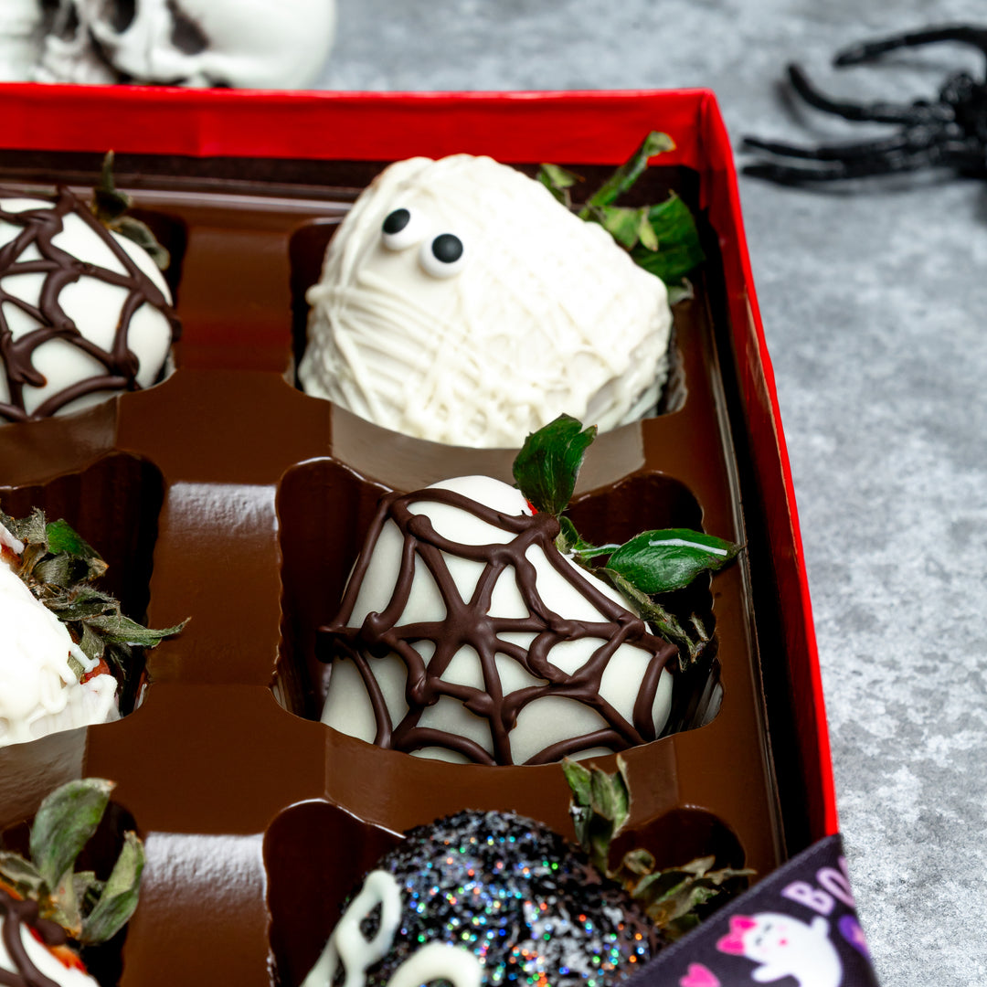 Halloween 12-Piece Strawberry Gift Box