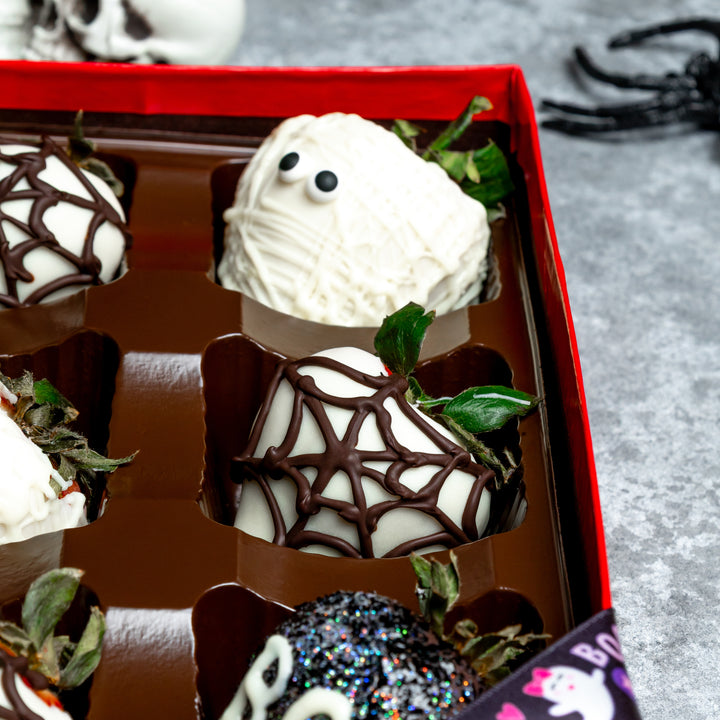Halloween 12-Piece Strawberry Gift Box