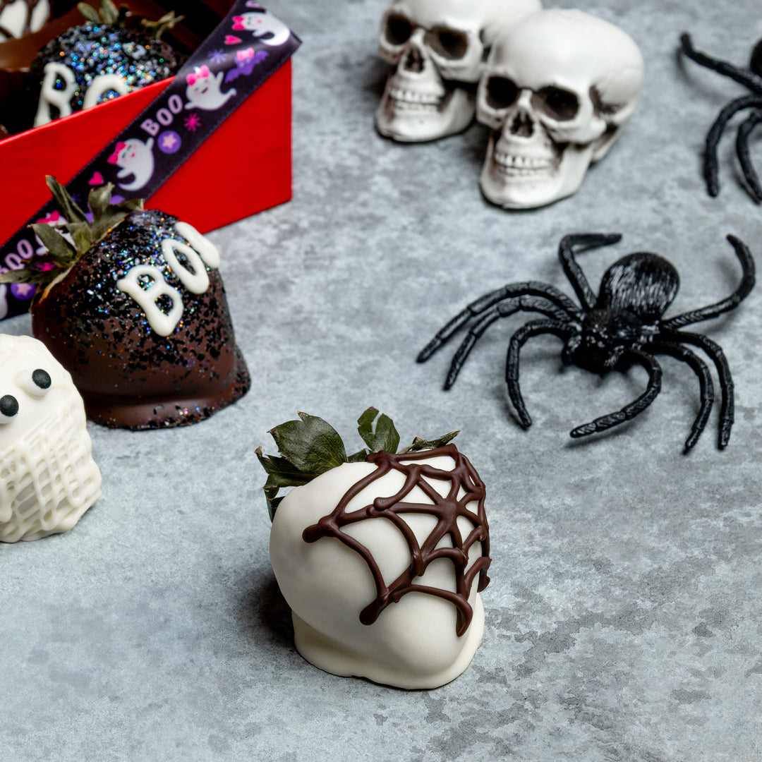 Halloween 12-Piece Strawberry Gift Box