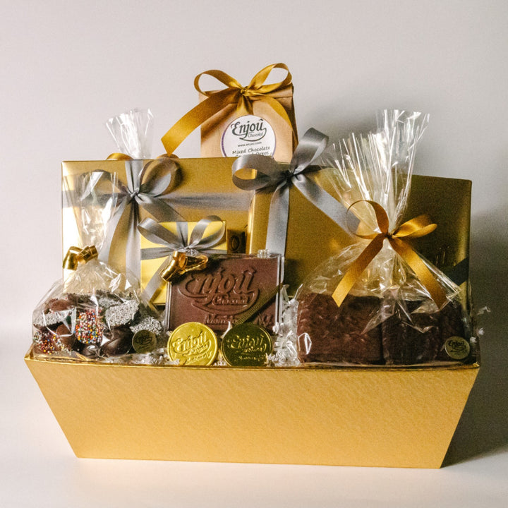 Holiday Gift Basket 100