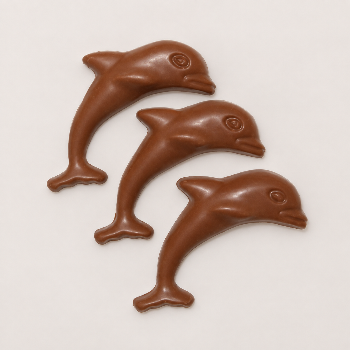 Dolphins Set of Three - Milk chocolate